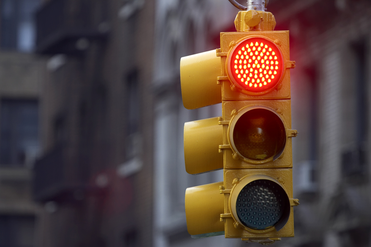 What Are the Rules for Turning on Red Lights in Florida?